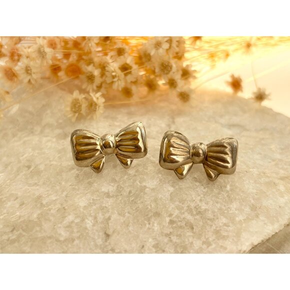 Taxco Mexico Made Sterling Silver 925 Bowtie Shaped Cute Stud Earrings - Picture 10 of 10